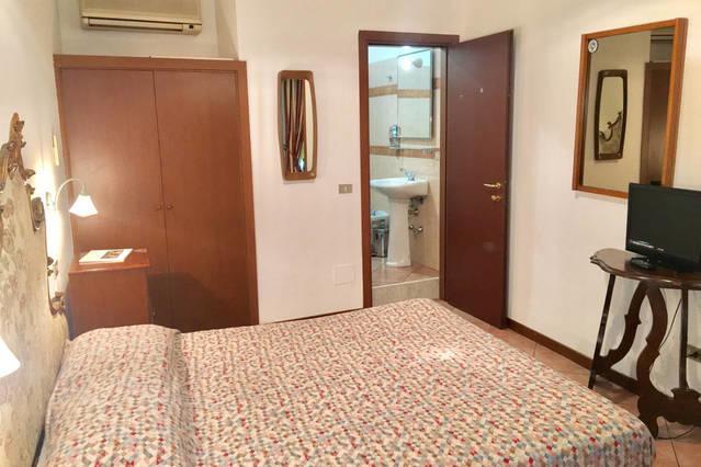 Flat In Piazza Duomo Apartment มิลาน ภายนอก รูปภาพ