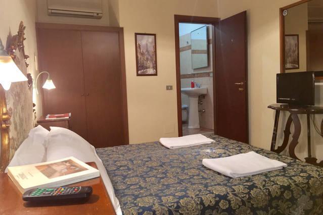Flat In Piazza Duomo Apartment มิลาน ภายนอก รูปภาพ