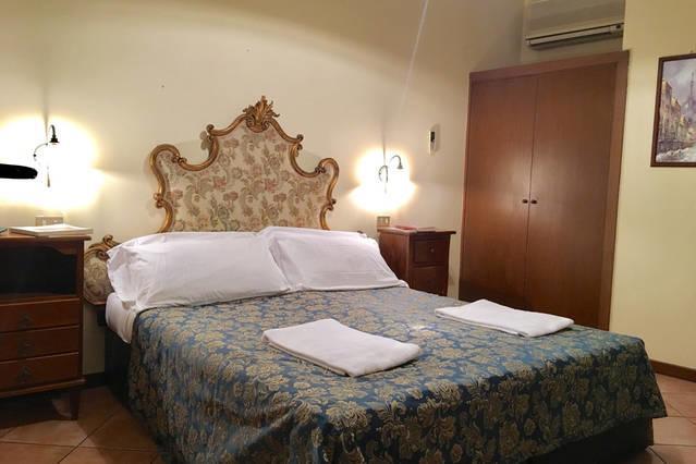 Flat In Piazza Duomo Apartment มิลาน ภายนอก รูปภาพ